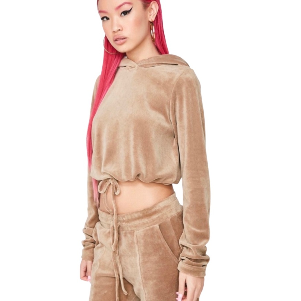 NWT-DOLLS KILL HOODIE